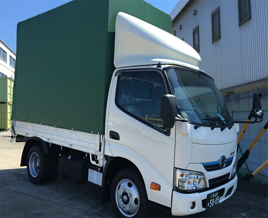 シンプルな幌車架装